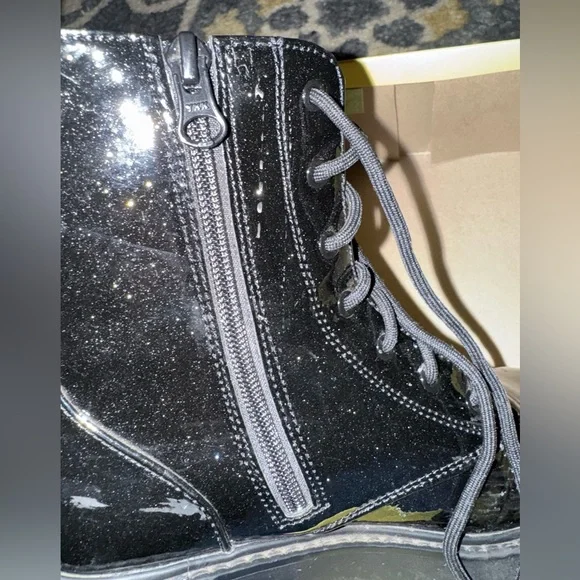 🖤Art Class Boots🖤 - Picture 2 of 7